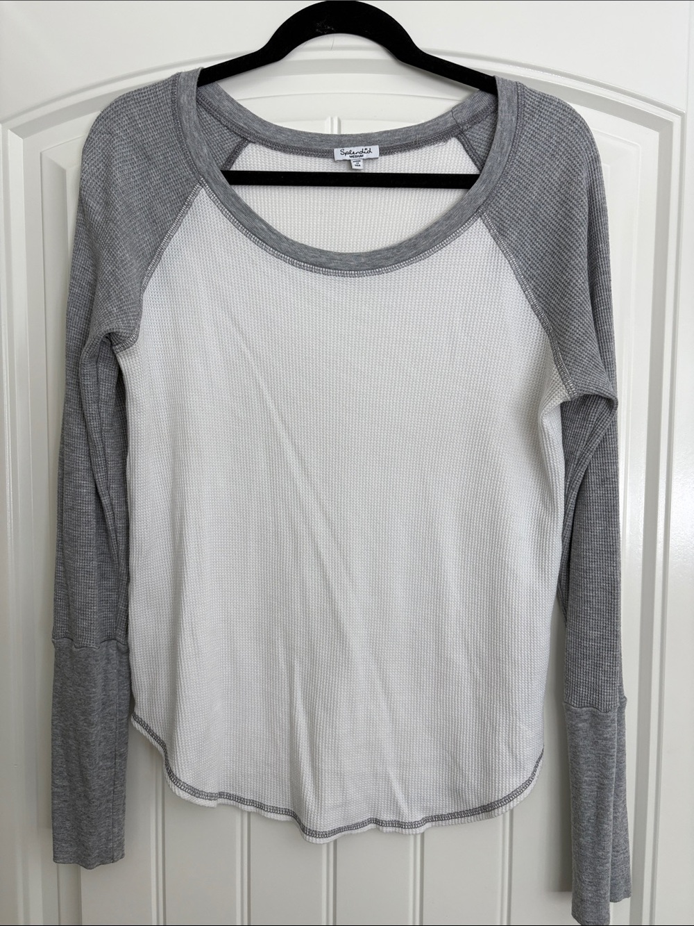 Splendid Two-Tone Waffle Knit Raglan Long Sleeve Top - White & Gray